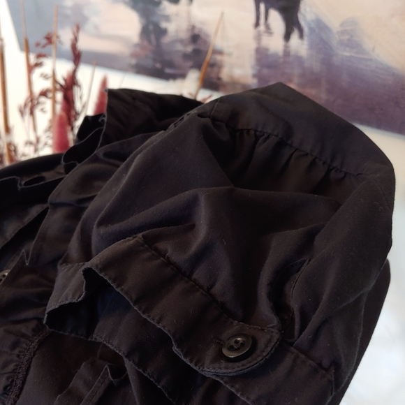 ⭐❤SOLD❤Buy 3 get 1 Free LOFT ruffle Blouse - Picture 3 of 5